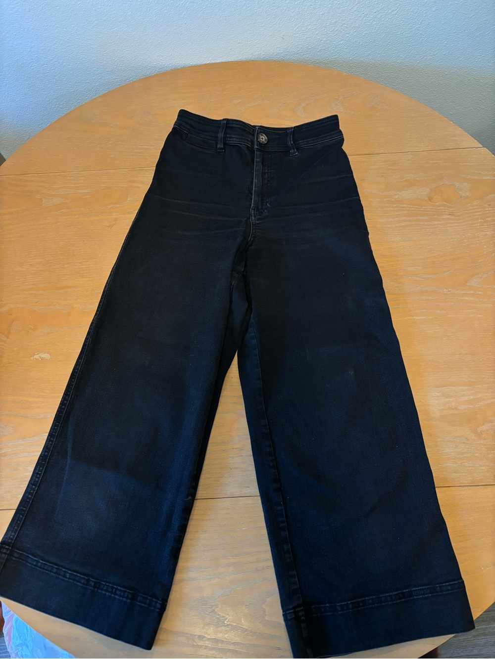 H&M Black High-Waist Wide-Leg Jeans